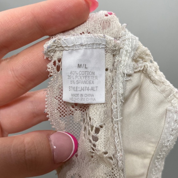 Ivory Lace Altar’d State Bralette Size M/L - Picture 4 of 5